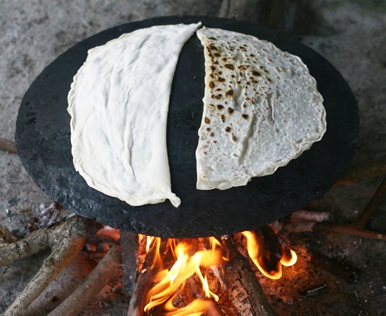 Traditional Lavash Bread,lavash bread,lavash bakery,lavash bread shop,lavash shop,online shop persian bread,persian bread,roll bread