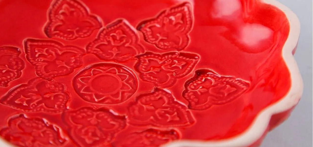 Handmade Pottery dish code 86100,Handmade Pottery dish,buy pottery handicrafts,buy pottery things,pottery sellers
