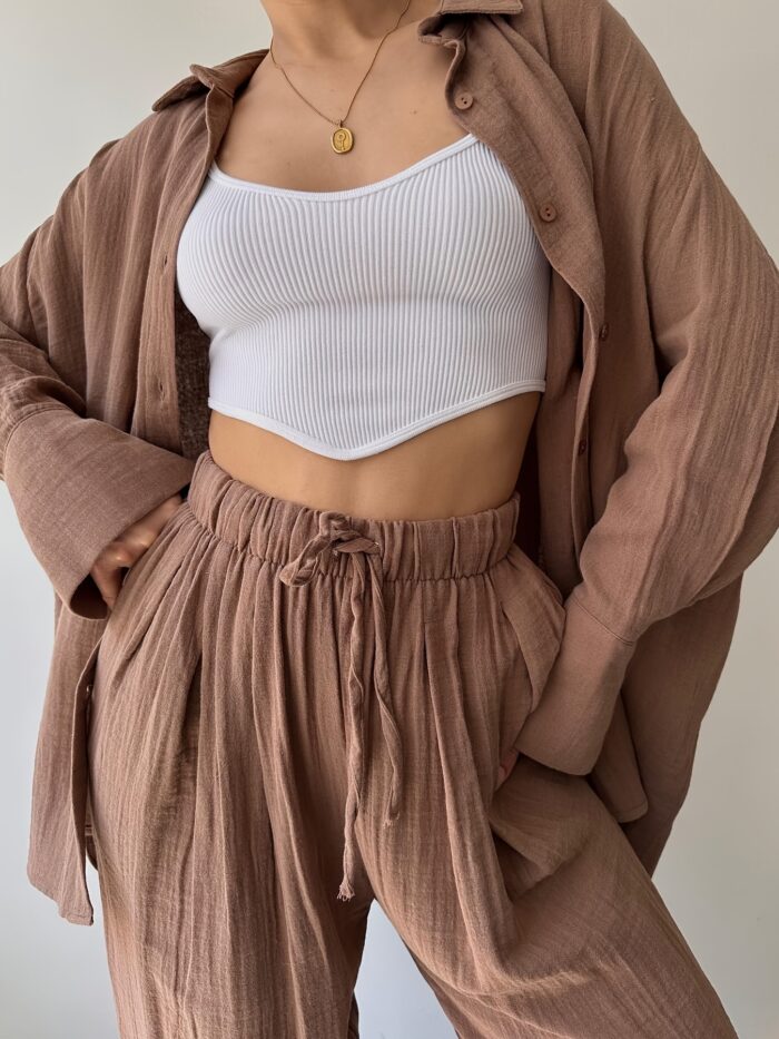 2-Piece Women's Fashion Suit – Lapel Long-Sleeve Shirt & High-Waisted Pants - Image 8