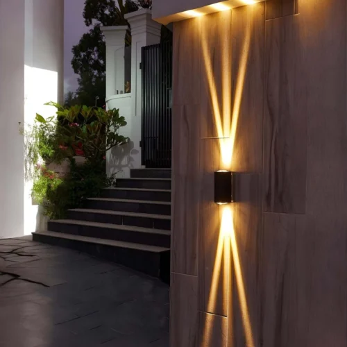 LED Up & Down Wall Lamp – 10W Modern Indoor/Outdoor Warm White Sconce









Ask ChatGPT