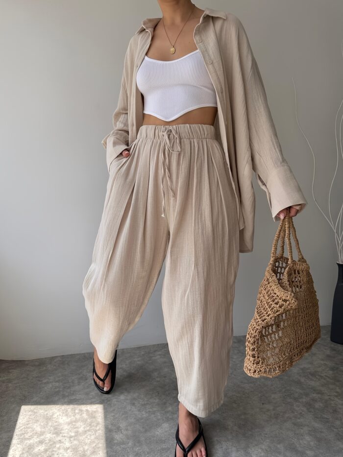 2-Piece Women's Fashion Suit – Lapel Long-Sleeve Shirt & High-Waisted Pants