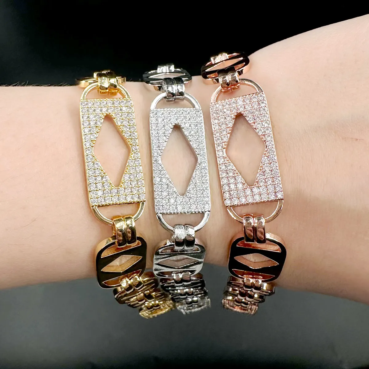 Cuban Link Bracelet – 18K Gold Plated, Iced Out Hip Hop Jewelry - Image 3