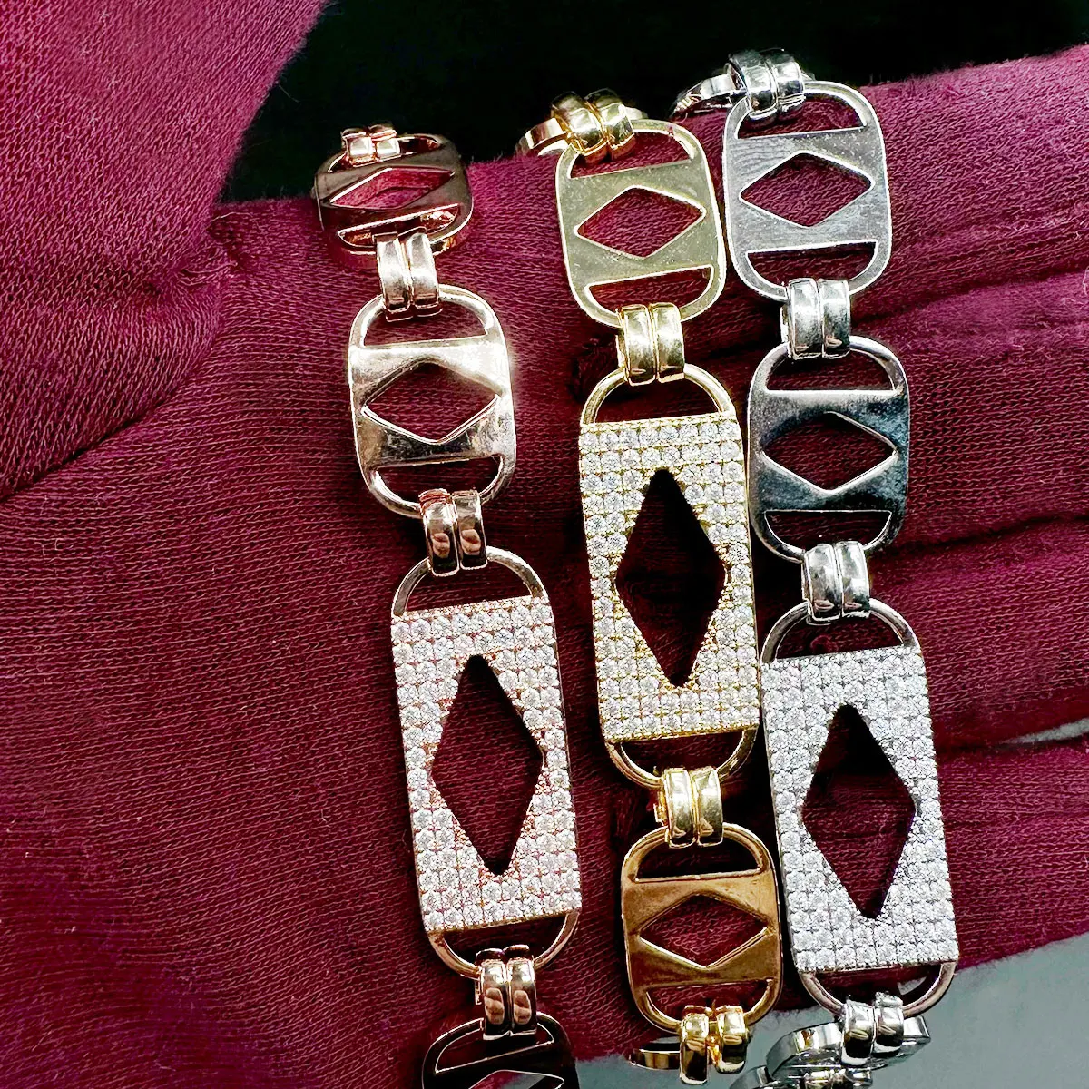 Cuban Link Bracelet – 18K Gold Plated, Iced Out Hip Hop Jewelry - Image 2