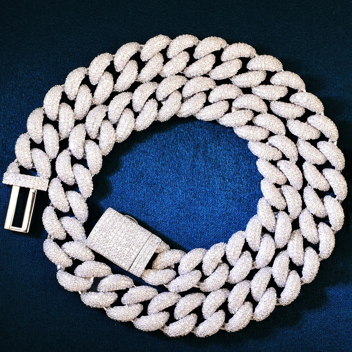 14mm Iced Out Cuban Link Chain – Men's Hip Hop Necklace in Gold-Plated Stainless Steel - Image 4