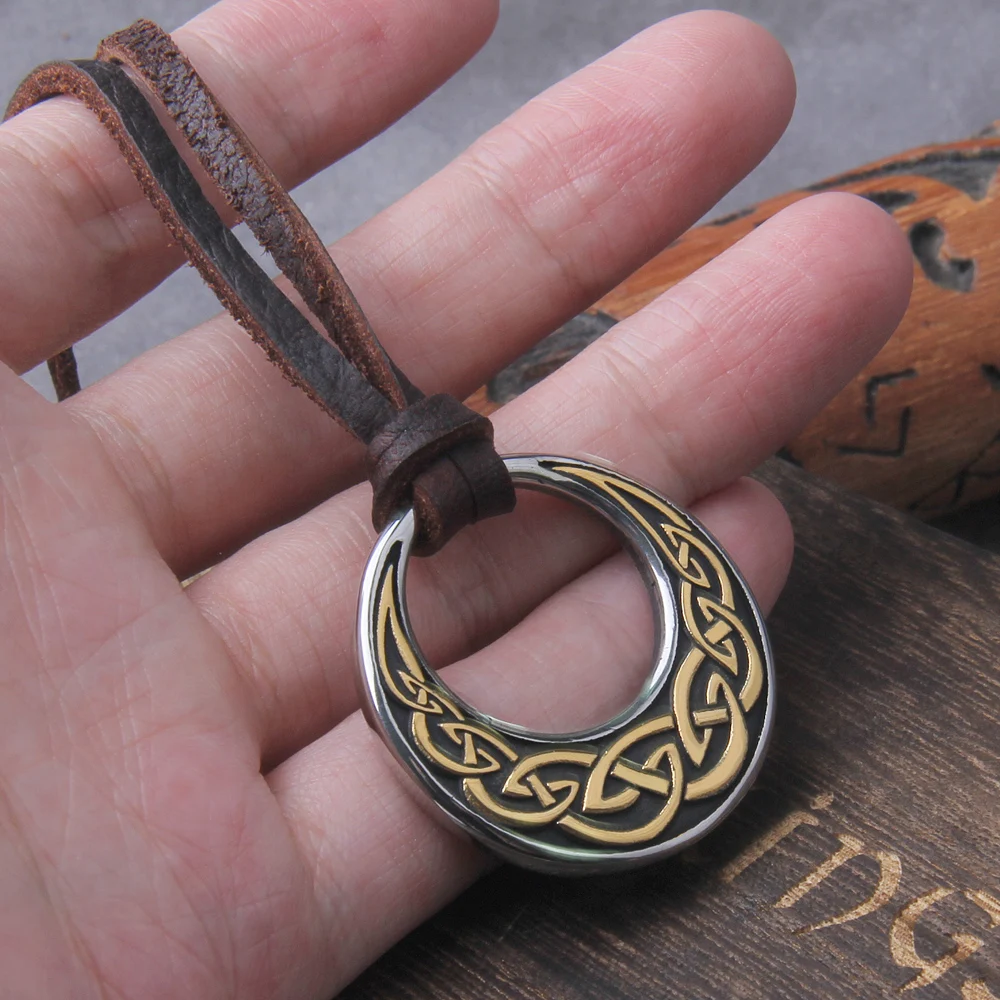 Never Fade Celtic Knot Round Pendant Necklace Adjustable Leather Cord Viking Wooden Box Gift - Image 4