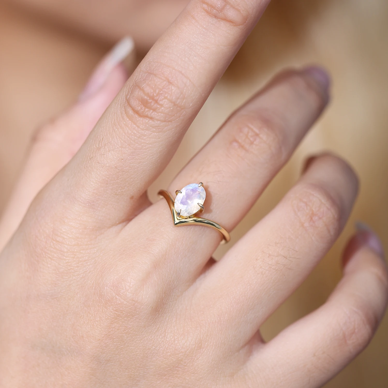 GEM'S BALLET Gold Curved Ring with Natural Milky Blue Moonstone in 925 Sterling Silver - Image 5
